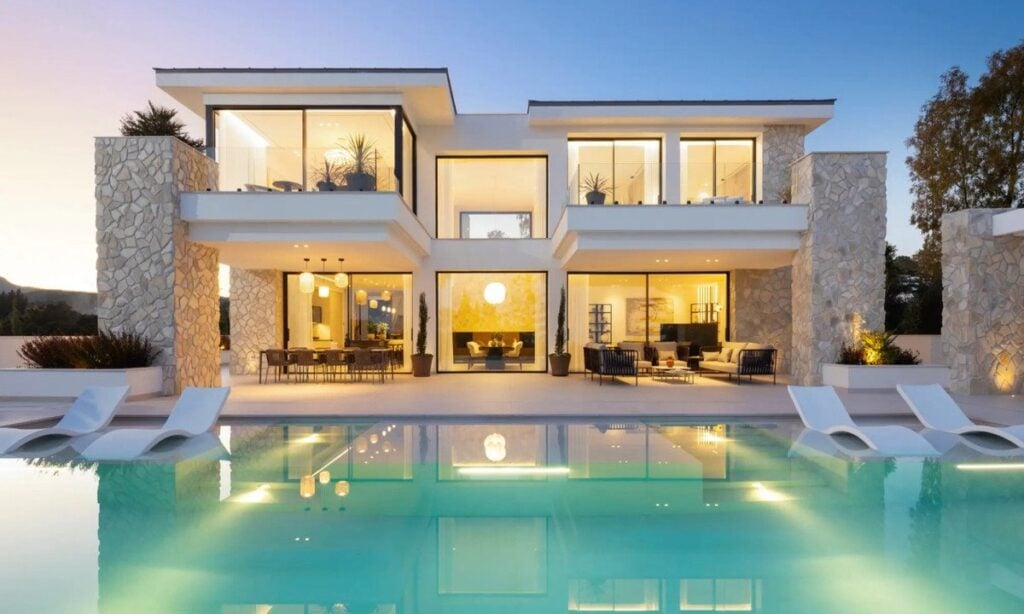 New 5 Bedroom Villa in The Hills, La Quinta