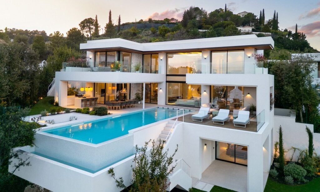 6 Bedroom Detached Villa in Lomas de La Quinta