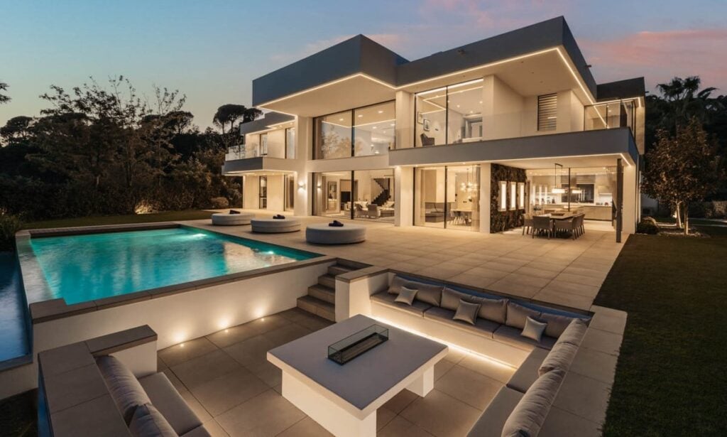 Luxury 5-Bedroom Villa for Sale in El Madroñal, Benahavís – Villa Ciervo