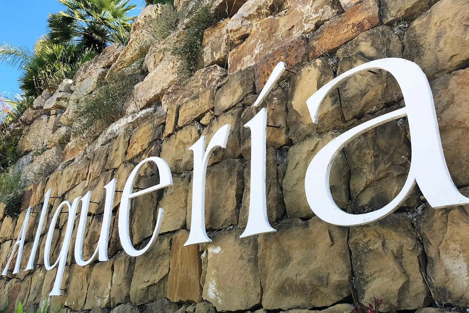 Properties for sale in La Alqueria, Benahavis, on the Costa del Sol, Spain