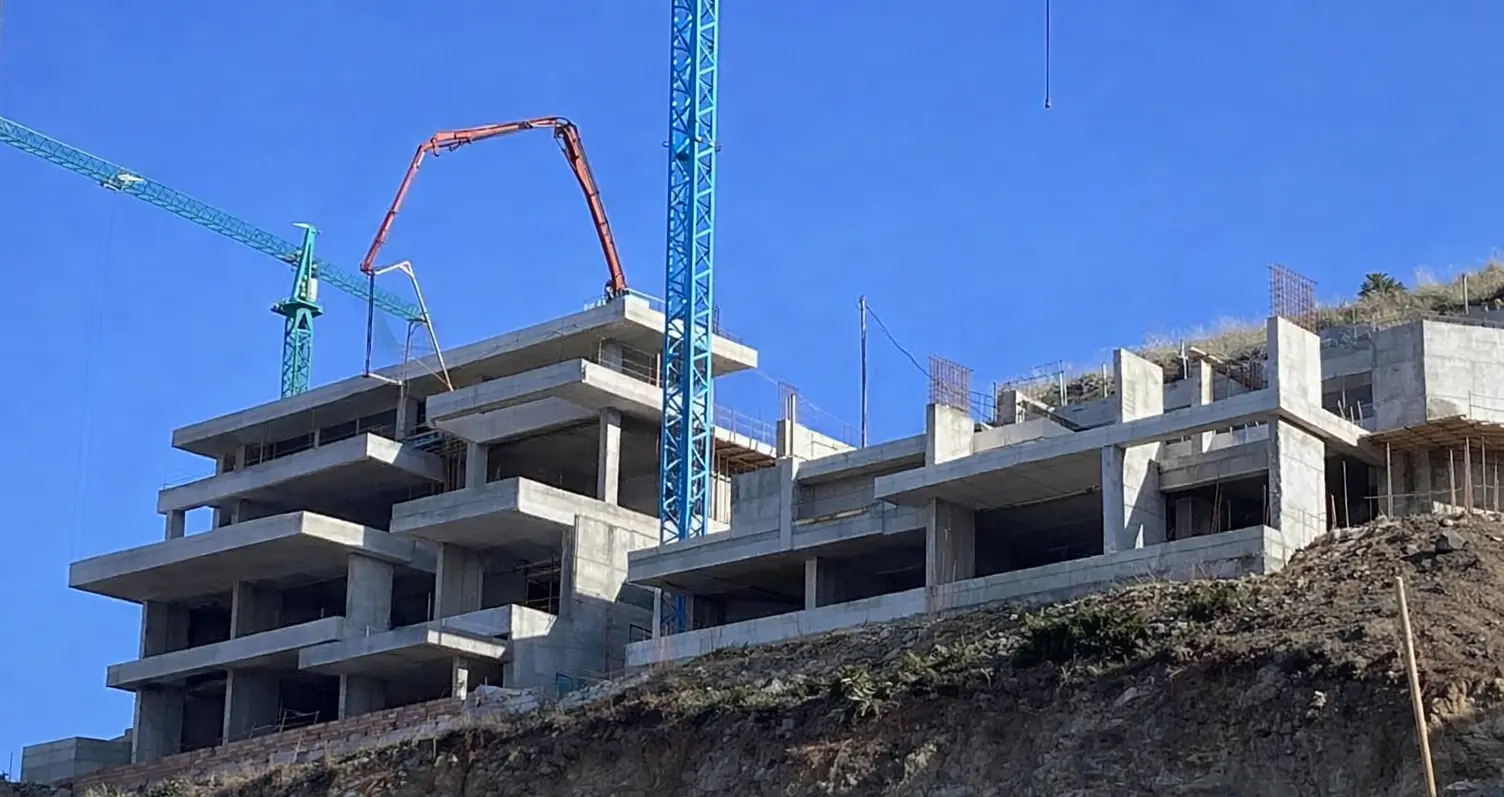 Modern villa construction on the Costa del Sol in the Benahavís hills