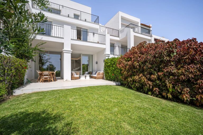 Townhouse for Sale in La Quinta Benahavis