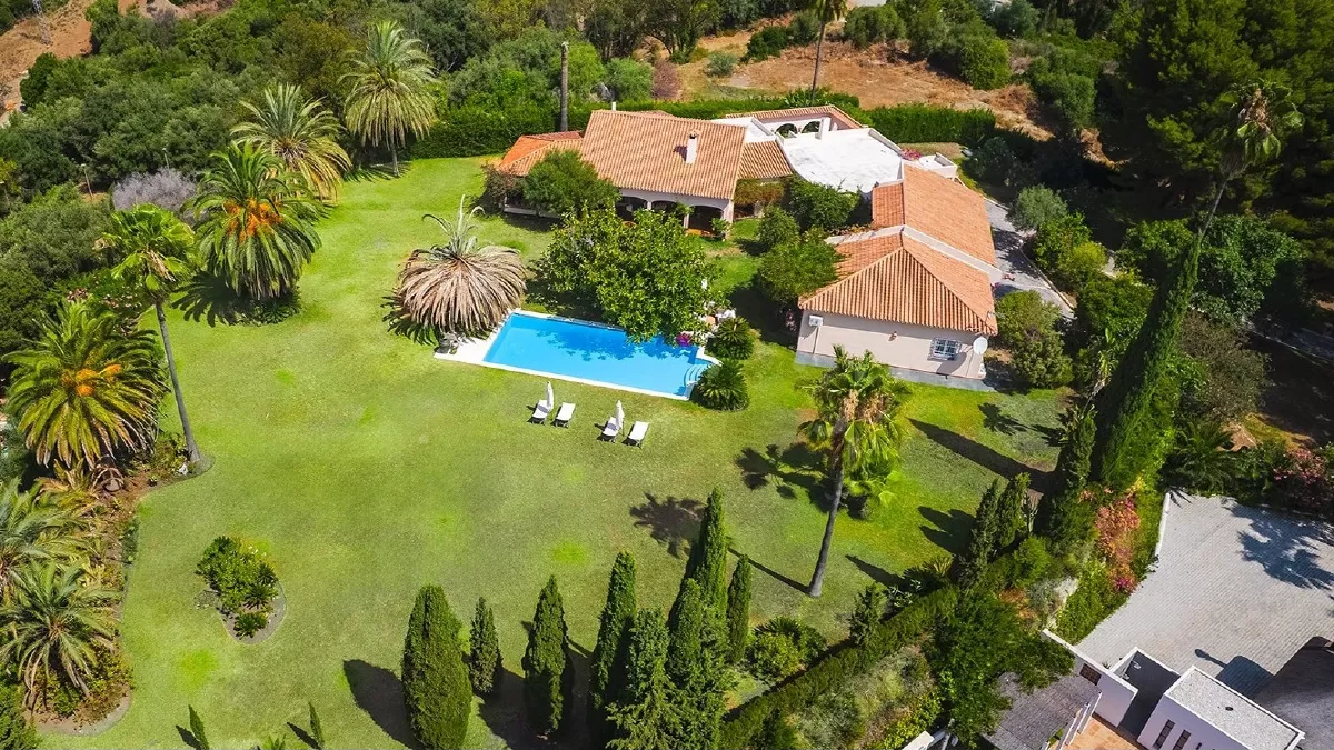 Peaceful countryside homes and natural scenery in Fuente del Espanto, Benahavís