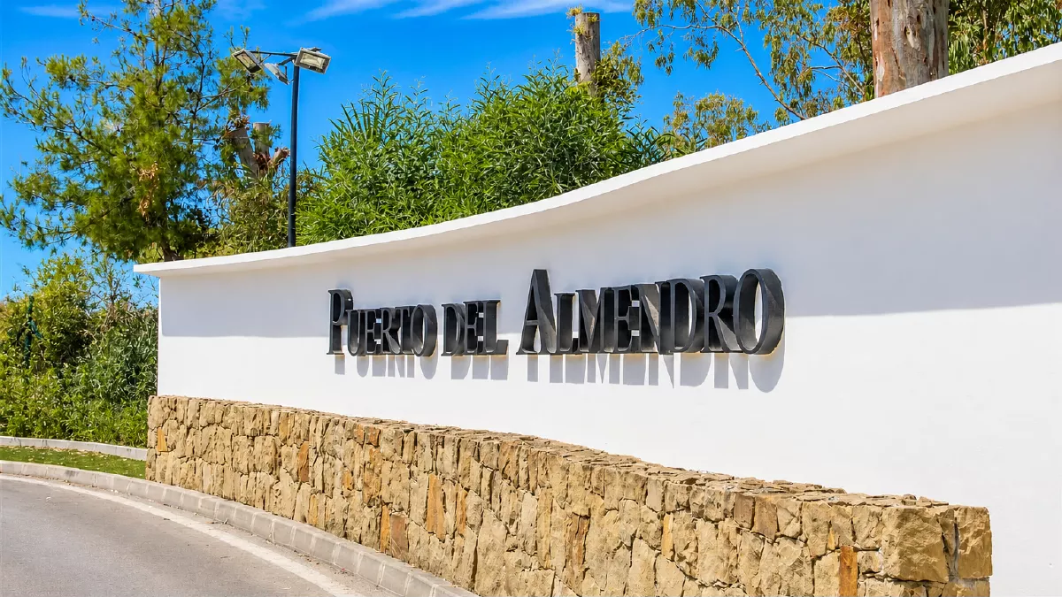 Residential villas with coastal views in Los Almendros near San Pedro