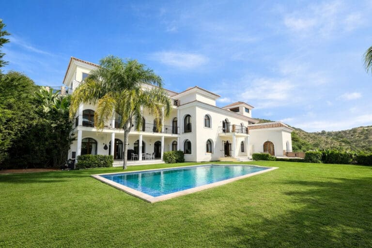 Exclusive 7 Bedroom Villa For Sale in El Paraiso Alto Benahavis