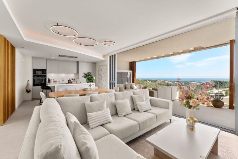 Luxury 3 Bedroom Penthouse For Sale in Real de La Quinta