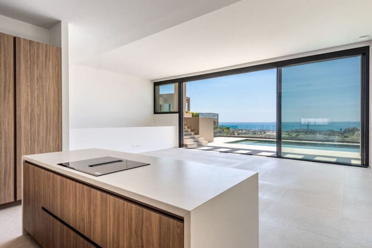 Brand New 3 Bedroom Villa For Sale in La Alqueria Benahavis