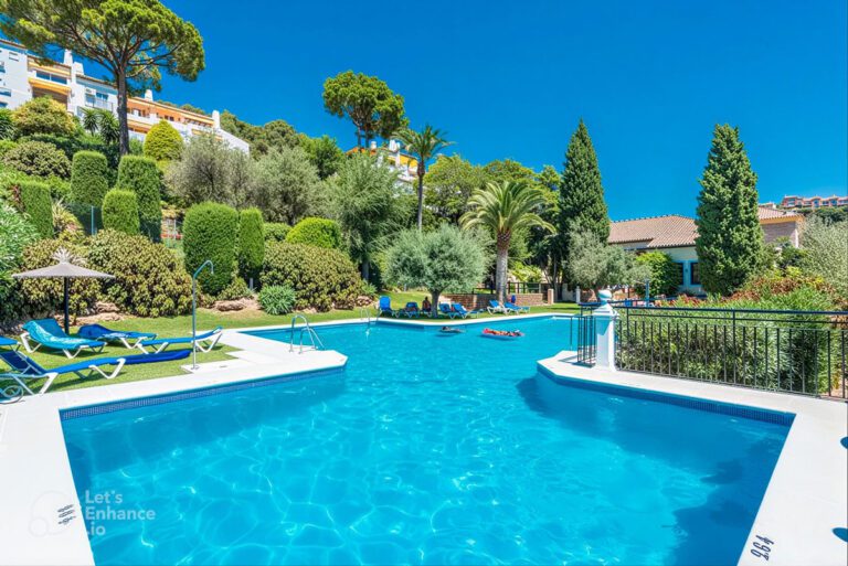 Renovated 3 Bedroom Apartment For Sale in Los Almendros Benahavis