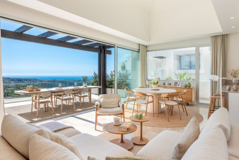 Luxury 4 Bedroom Penthouse in Marbella Club Golf Resort