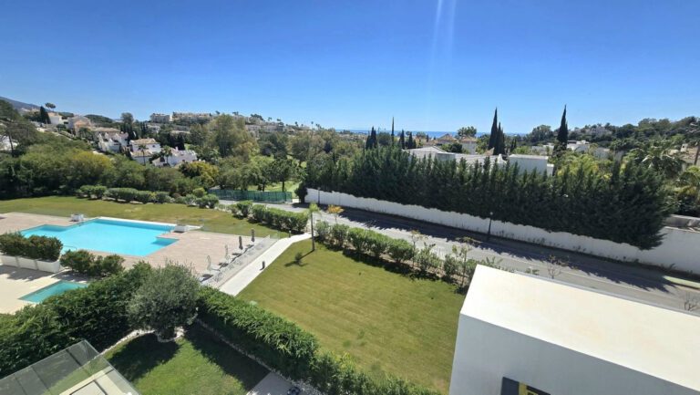 Prime 2 Bedroom Apartment For Sale in Alborada Benahavis