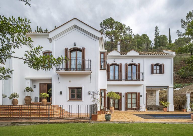 Exceptional 6 Bedroom Villa For Sale in El Madronal Benahavis