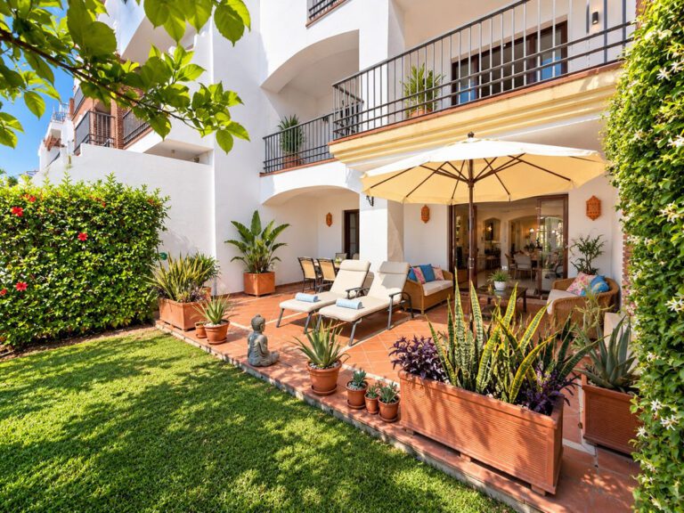 Prime 2 Bedroom Apartment For Sale in Los Arqueros Benahavis