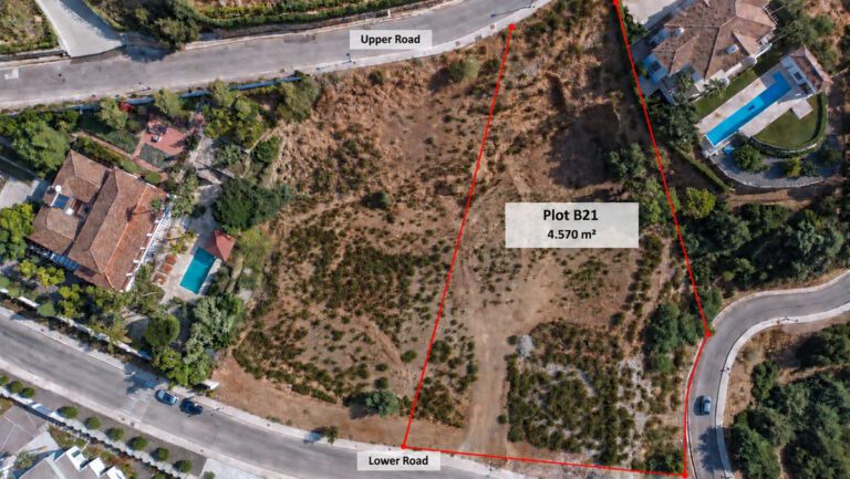 Rare Residential Plot For Sale in Monte Mayor Benahavis