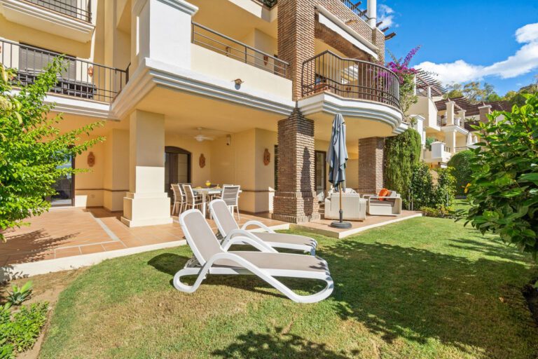 Turnkey 3 Bedroom Apartment For Sale in Los Arqueros Benahavis