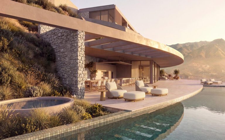 New 5 Bedroom Villa For Sale in Real de La Quinta Benahavis