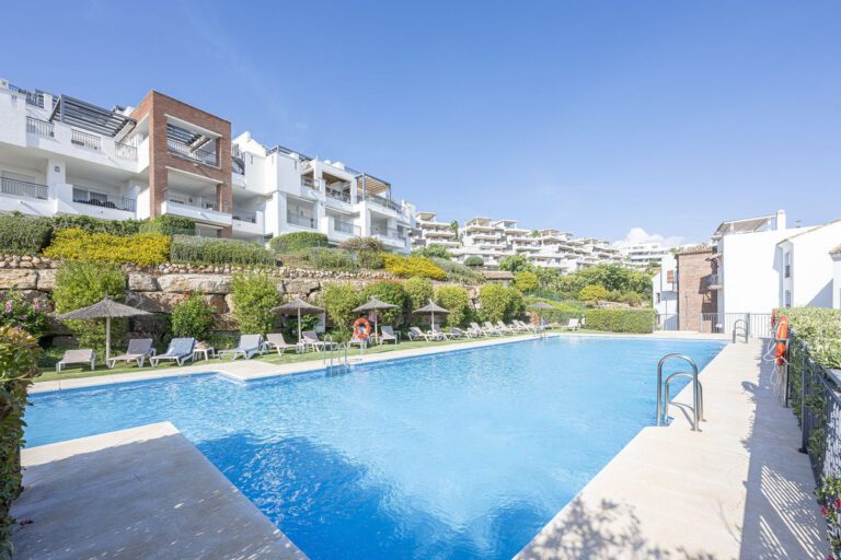 Renovated 2 Bed Penthouse For Sale in Los Arqueros Benahavis